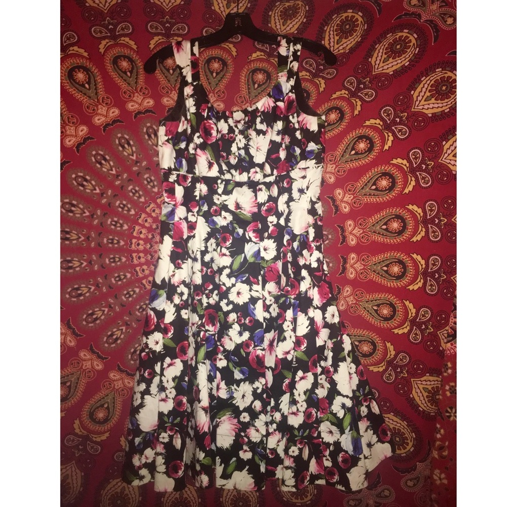 Floral WHBM fit and flare, lined dress.